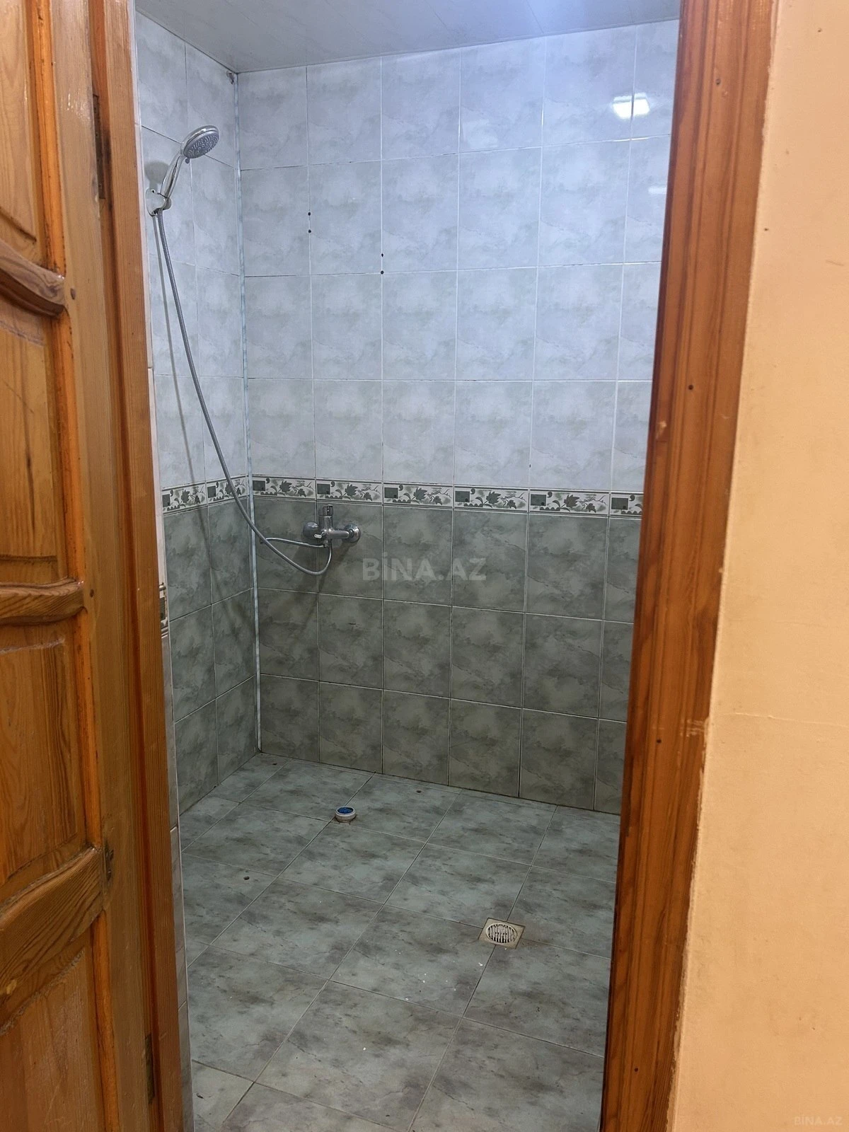 Satılır 3 otaqlı mənzil 95 m²
