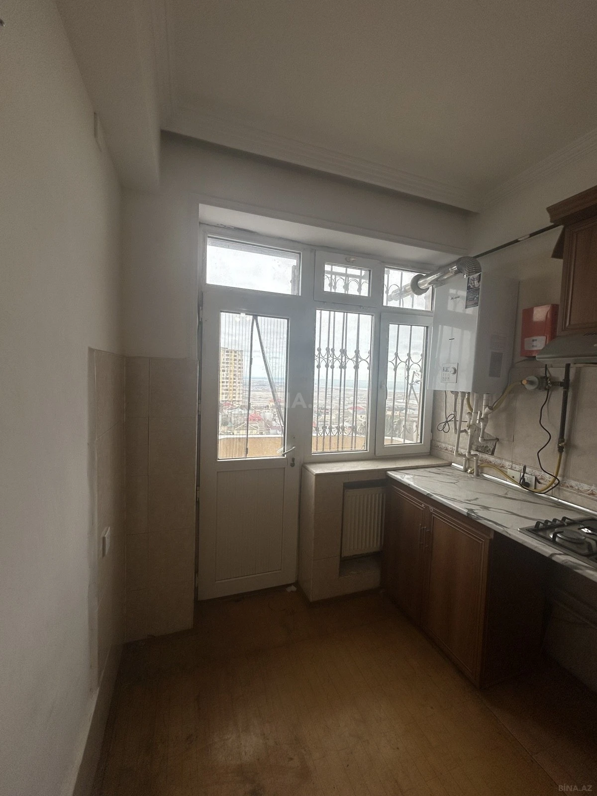 Satılır 3 otaqlı mənzil 95 m²