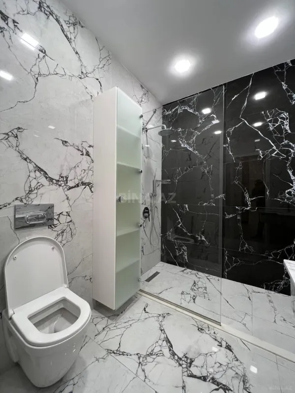 Kirayə verilir 2 otaqlı mənzil 65 m²