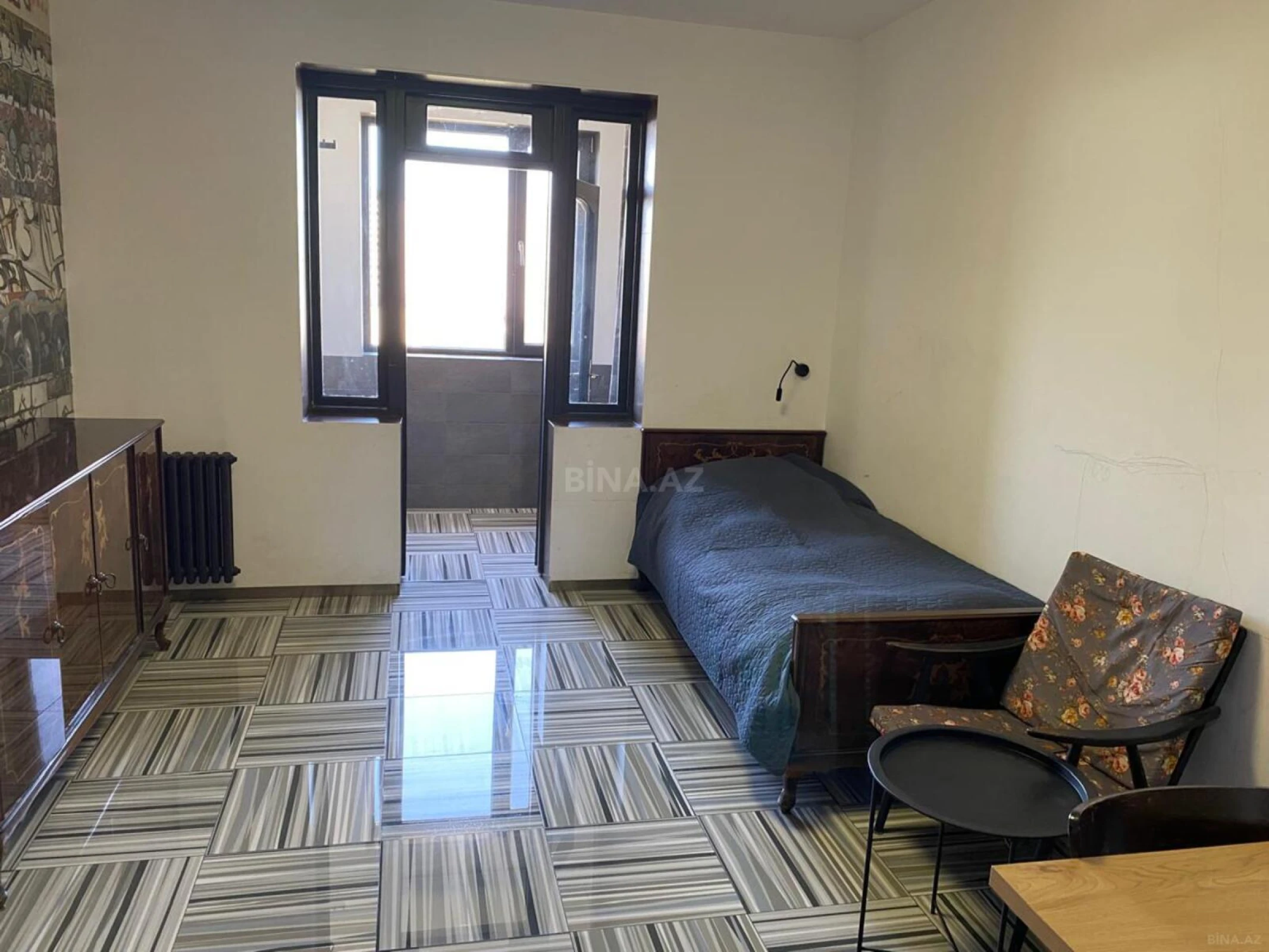 Satılır 4 otaqlı mənzil 105 m²