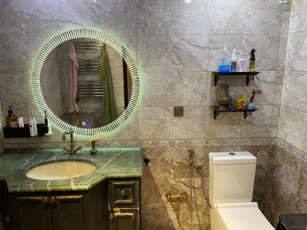 Satılır 4 otaqlı mənzil 105 m²