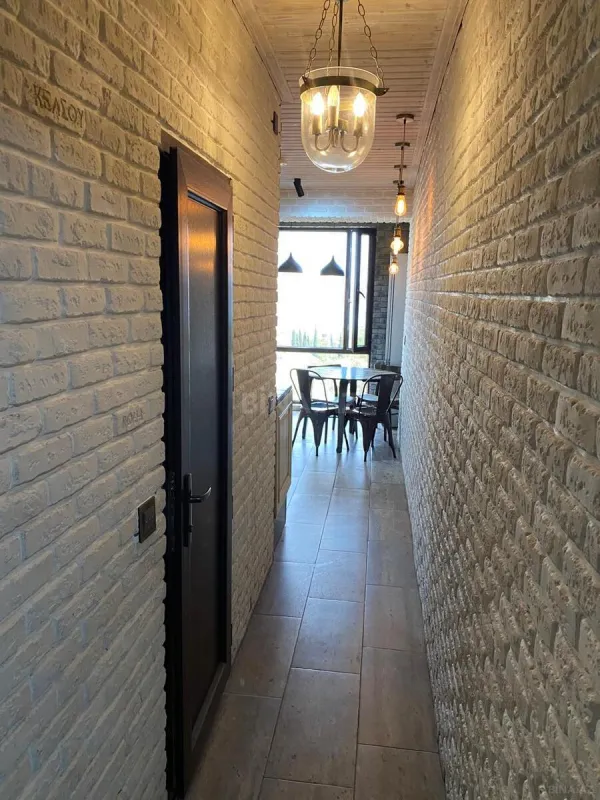 Satılır 4 otaqlı mənzil 105 m²