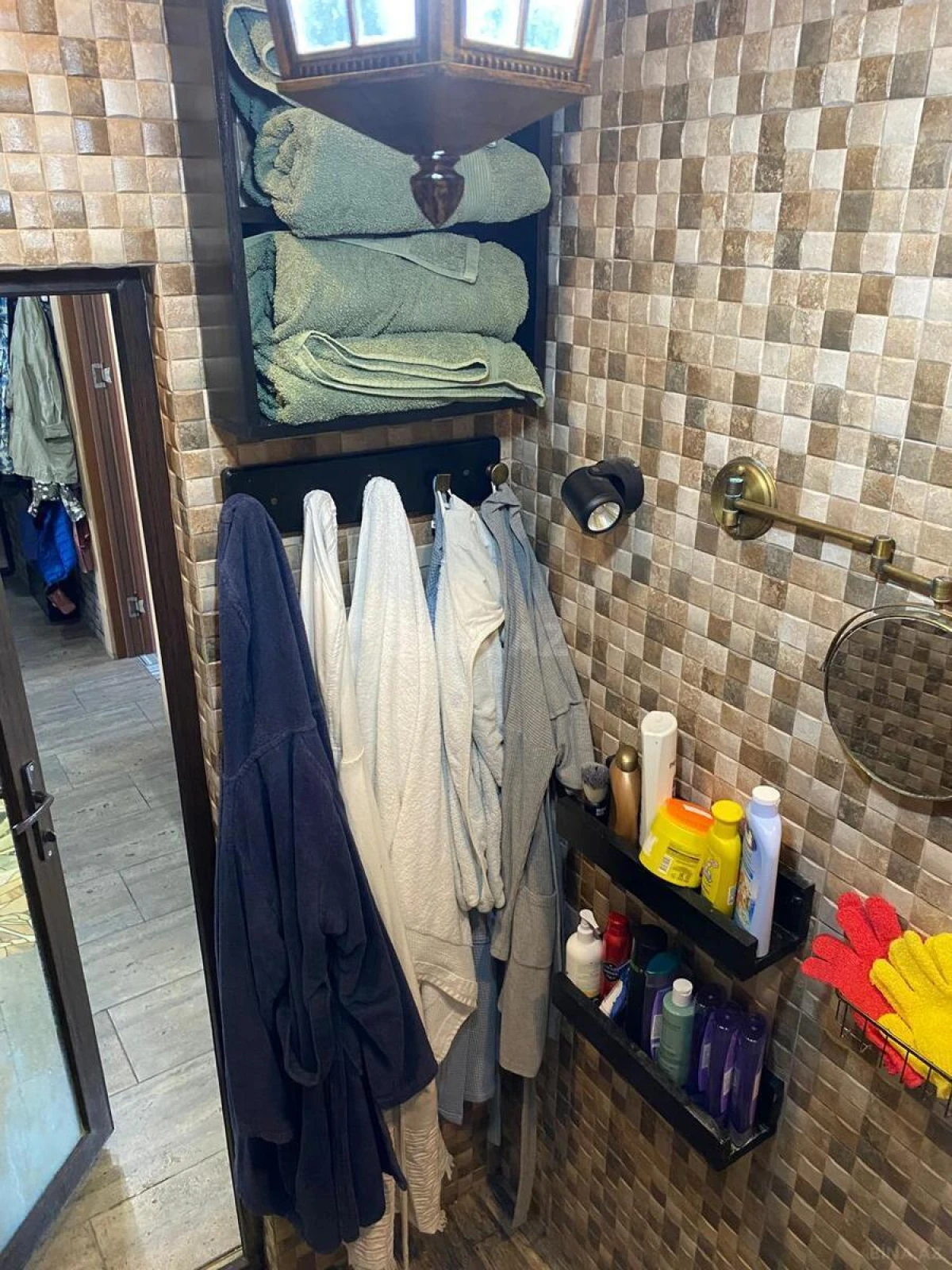 Satılır 4 otaqlı mənzil 105 m²