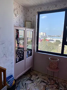 Satılır 4 otaqlı mənzil 105 m²