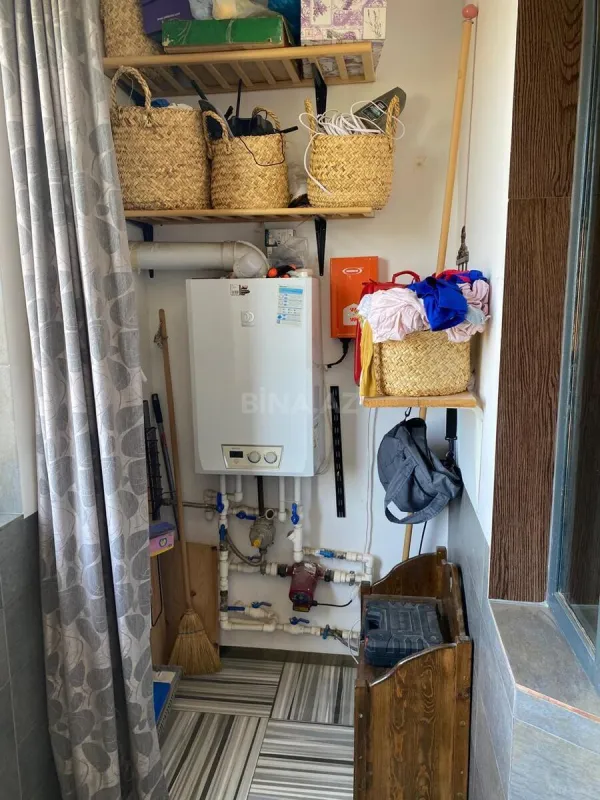 Satılır 4 otaqlı mənzil 105 m²