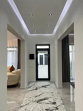 Satılır 4 otaqlı həyət evi 180 m²