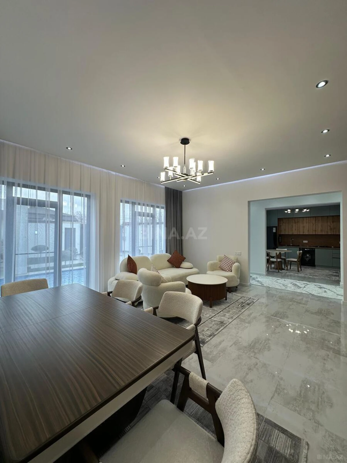 Satılır 4 otaqlı həyət evi 180 m²