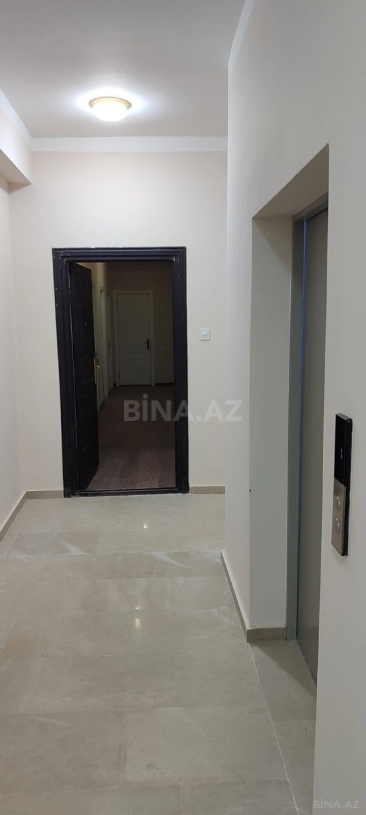 Kirayə verilir 4 otaqlı mənzil 99 m²