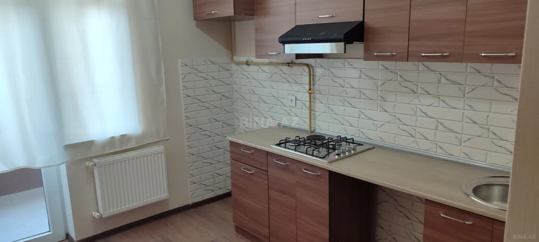Kirayə verilir 4 otaqlı mənzil 99 m²
