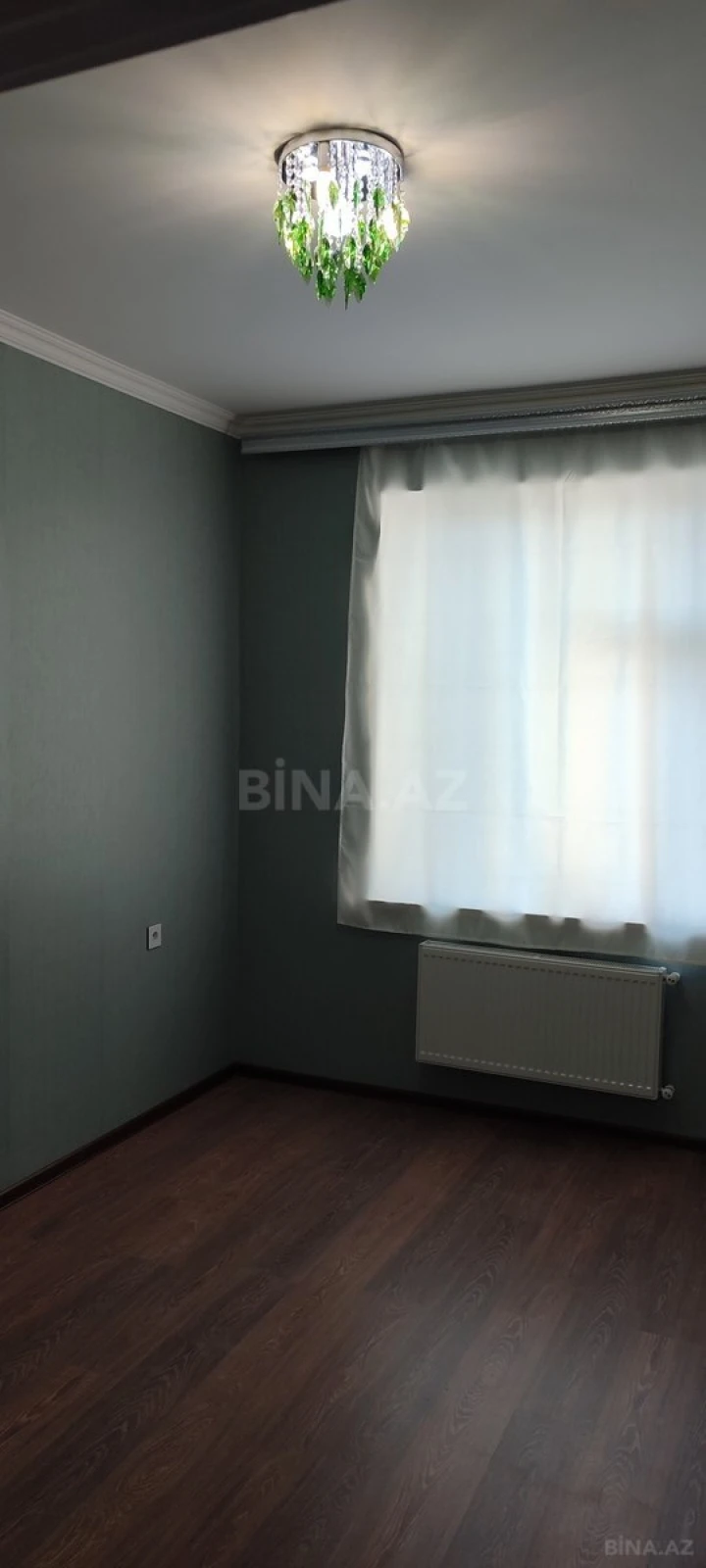 Kirayə verilir 4 otaqlı mənzil 99 m²