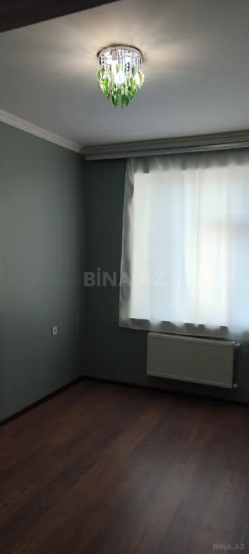 Kirayə verilir 4 otaqlı mənzil 99 m²