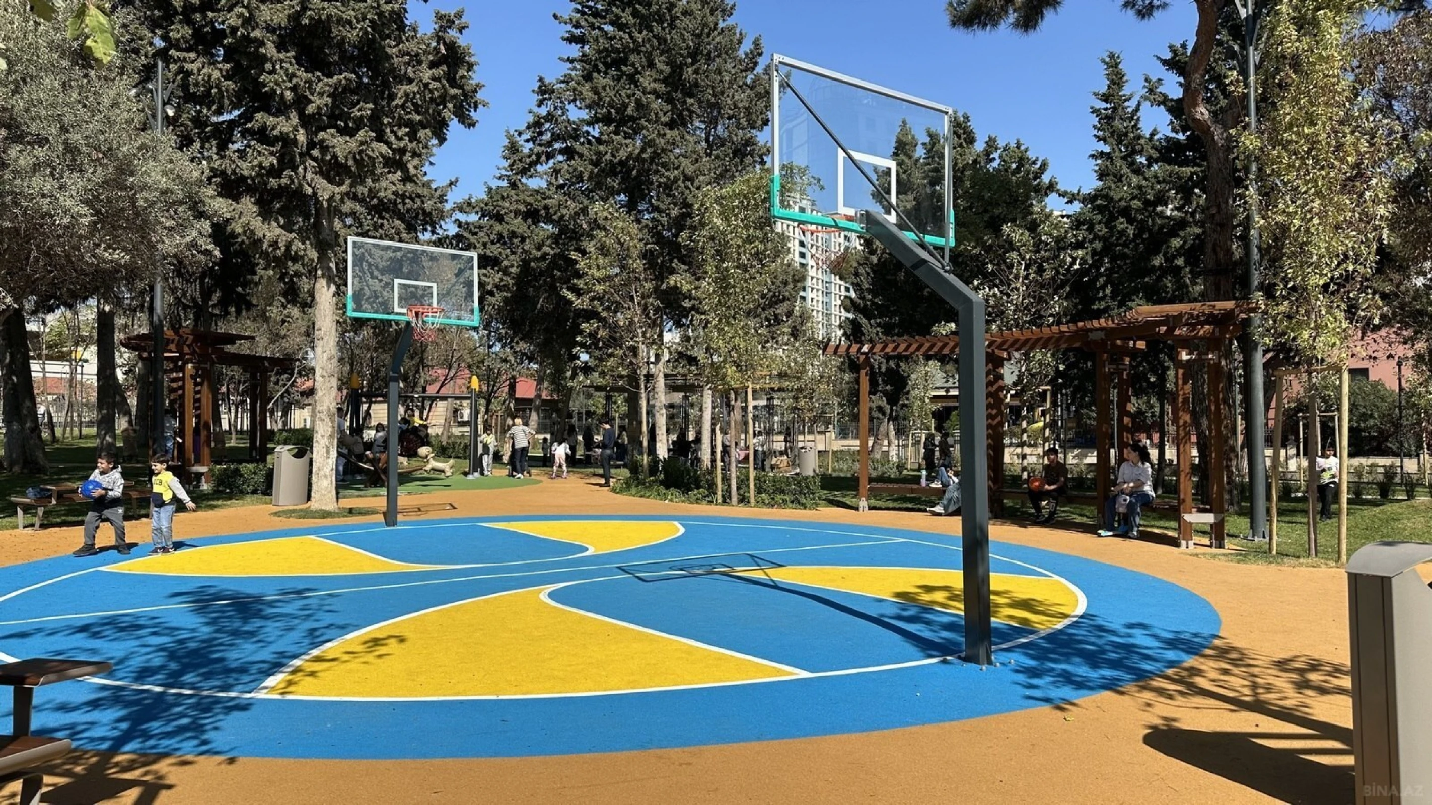 Satılır 3 otaqlı mənzil 130 m²