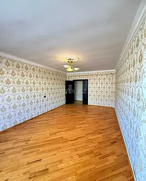 Satılır 3 otaqlı mənzil 110 m²