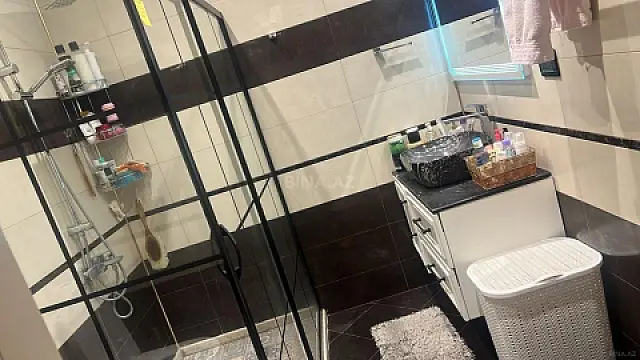 Kirayə verilir 3 otaqlı mənzil 150 m²