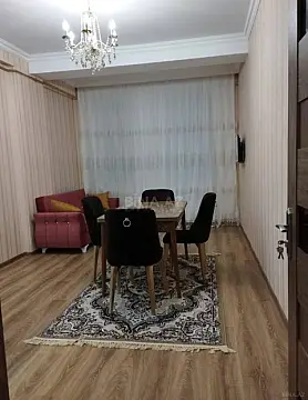 Kirayə verilir 2 otaqlı mənzil 55 m²