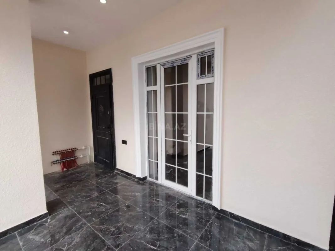 Satılır 4 otaqlı həyət evi 120 m²