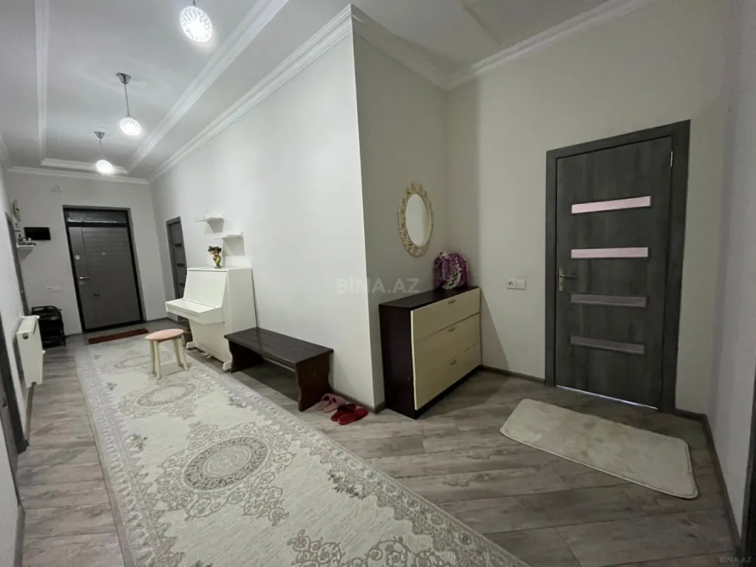 Satılır 4 otaqlı həyət evi 115 m²