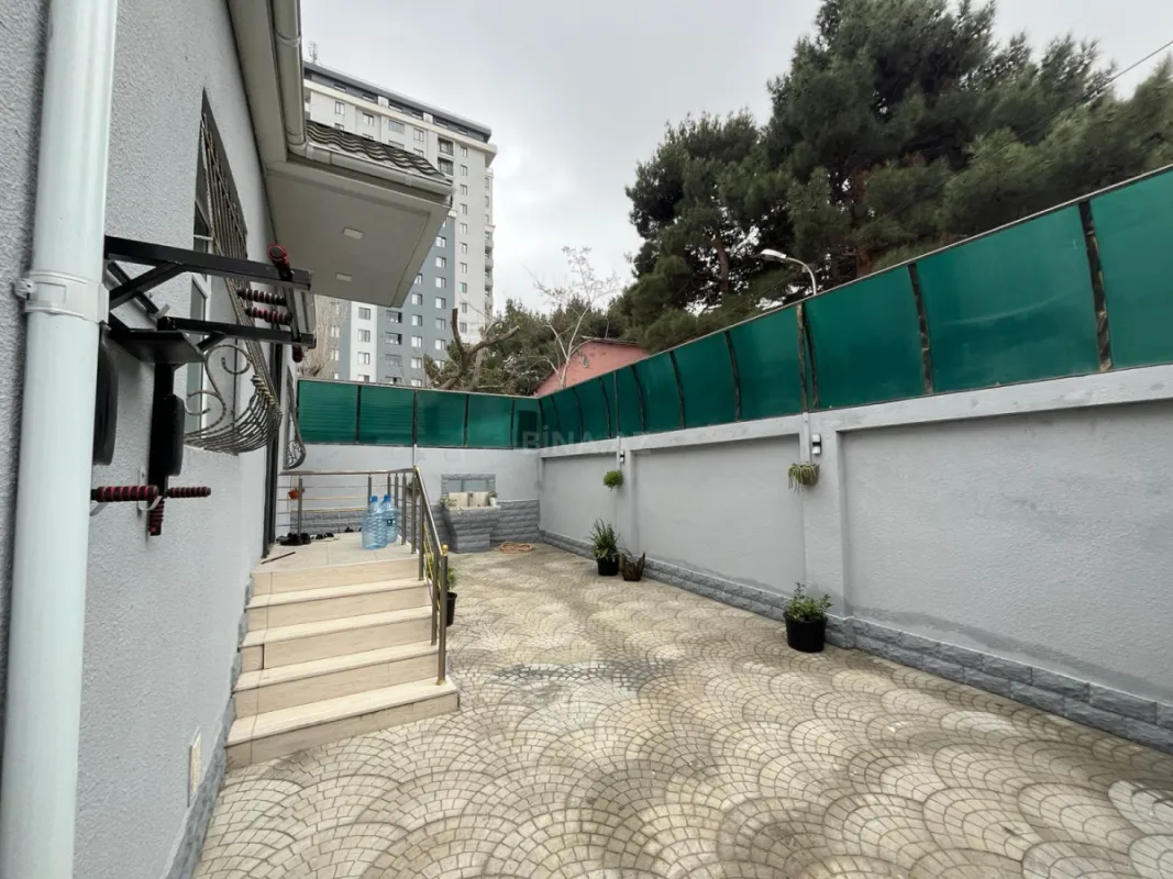 Satılır 4 otaqlı həyət evi 115 m²