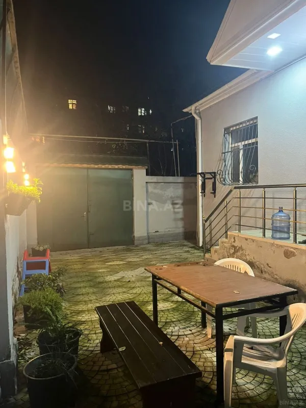 Satılır 4 otaqlı həyət evi 115 m²