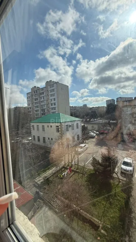 Satılır 3 otaqlı mənzil 70 m²