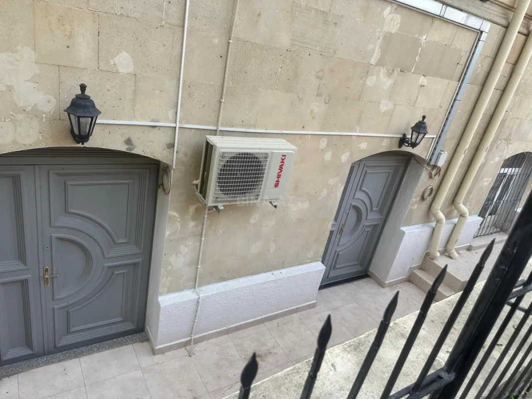 Kirayə verilir obyekt 130 m²