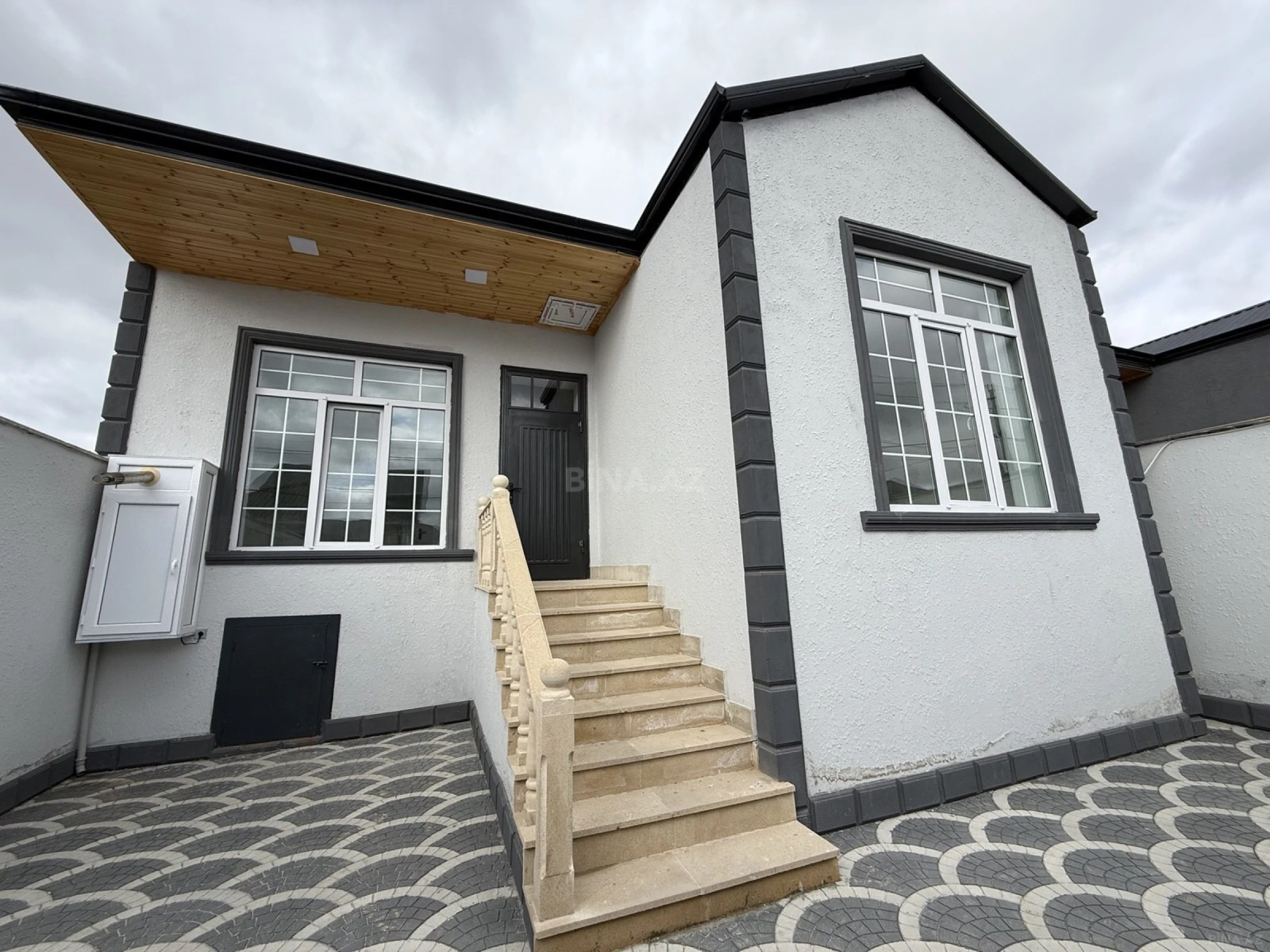 Satılır 4 otaqlı həyət evi 120 m²