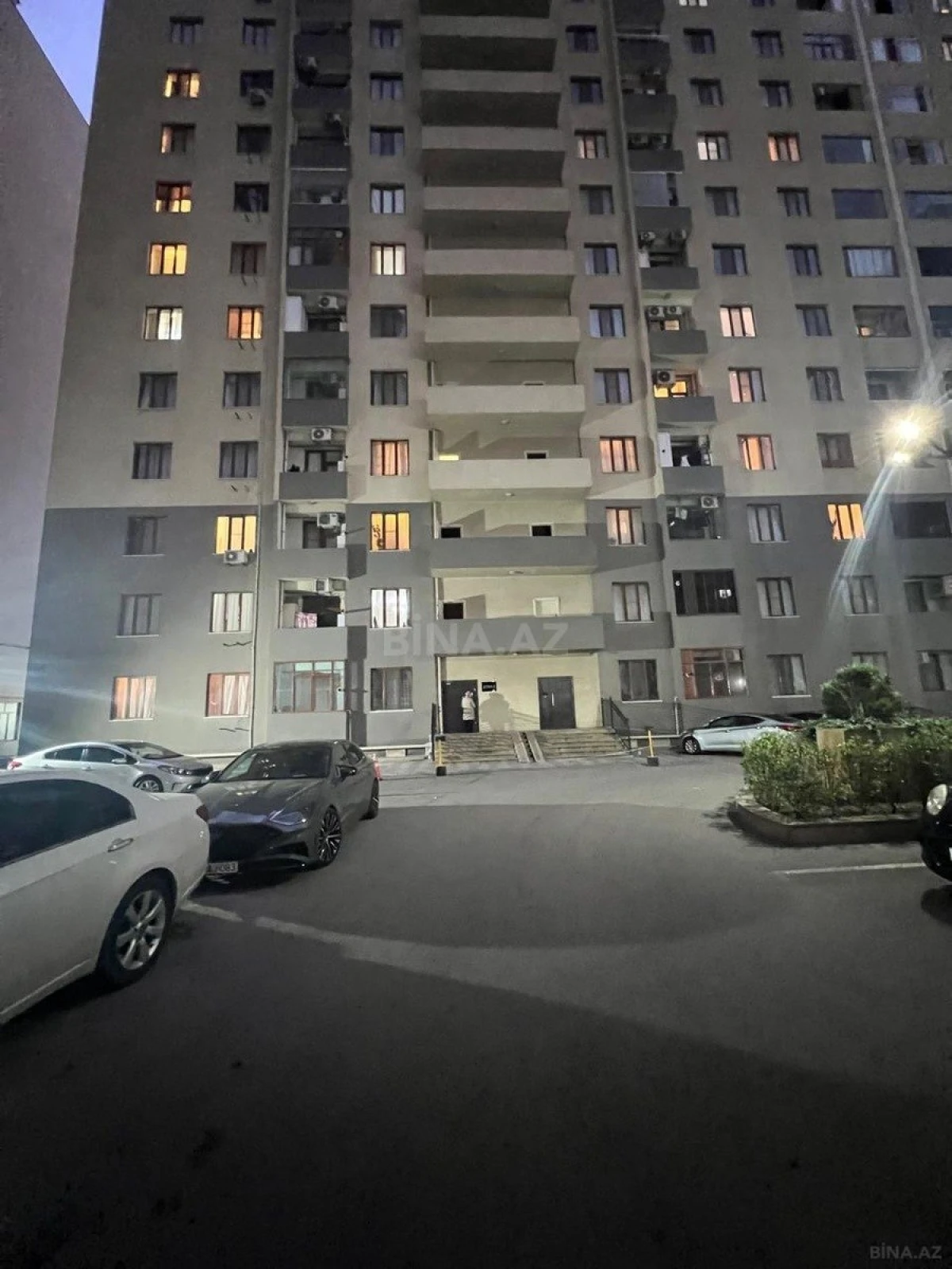 Kirayə verilir 2 otaqlı mənzil 60 m²