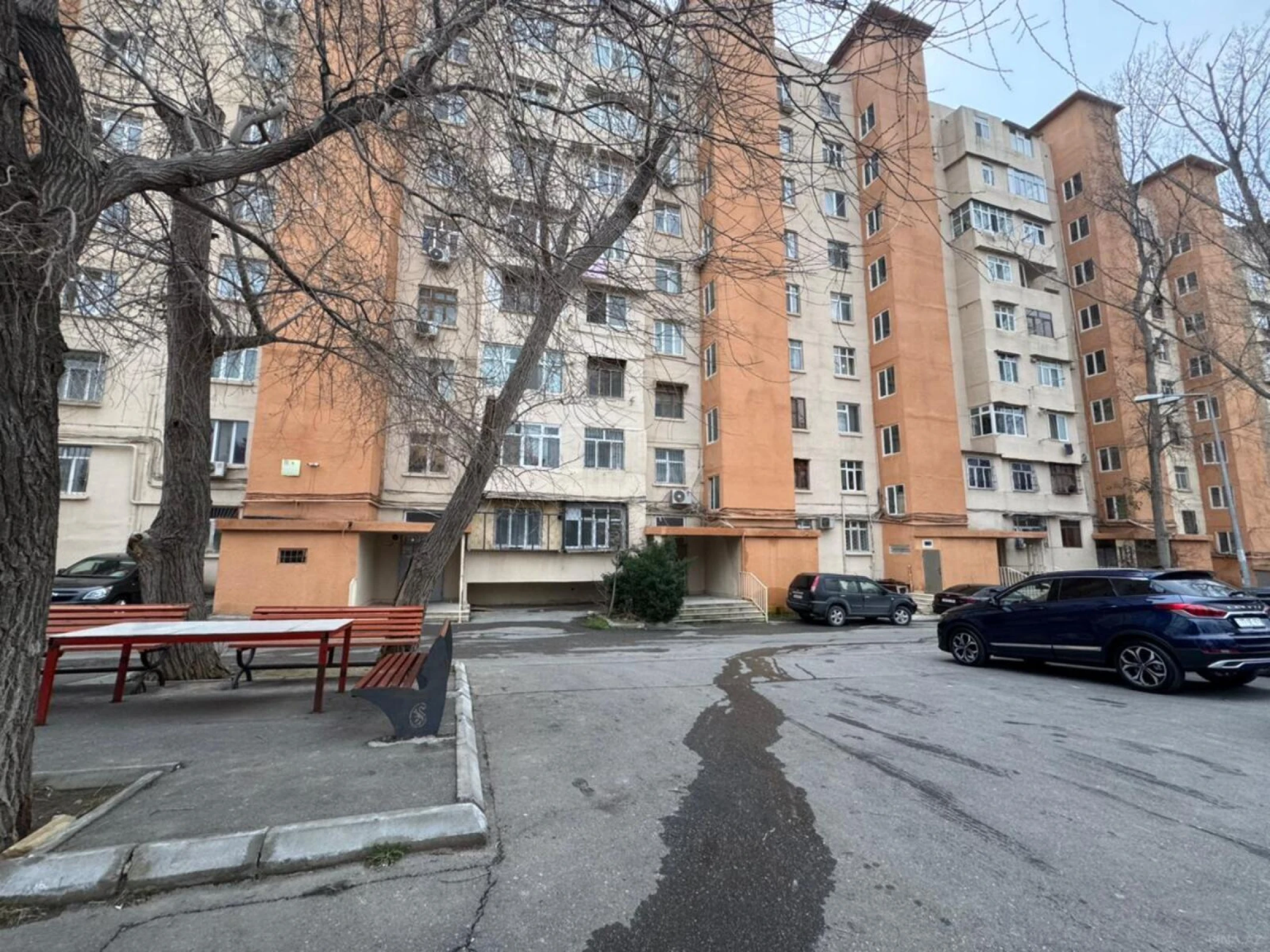 Satılır 3 otaqlı mənzil 75 m²