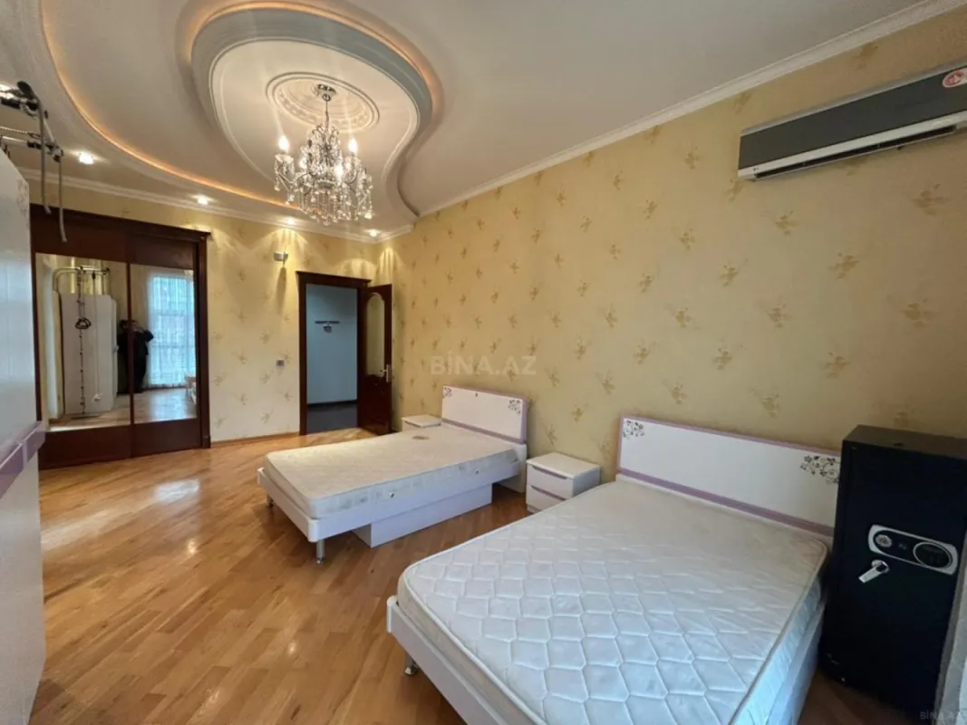 Kirayə verilir 4 otaqlı mənzil 200 m²