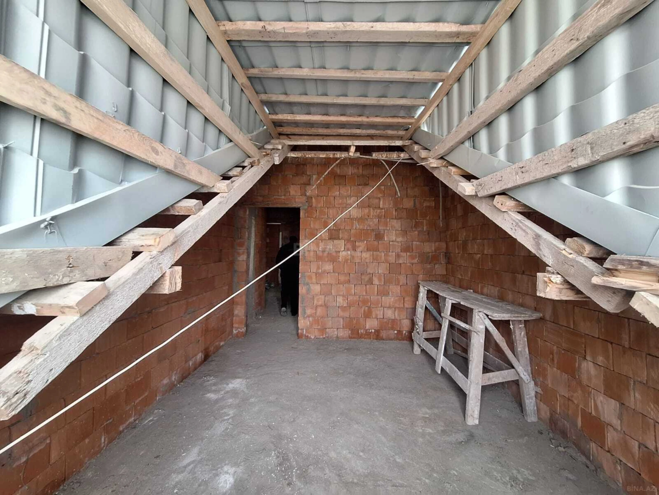 Satılır 3 otaqlı mənzil 112 m²