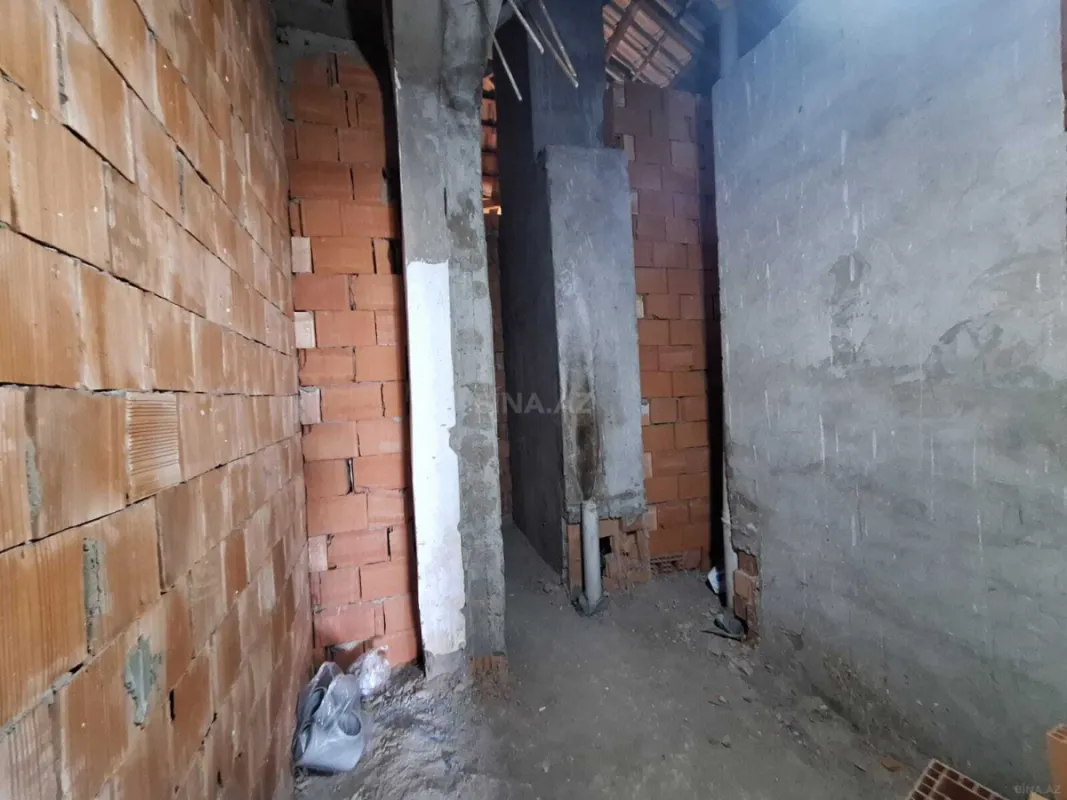 Satılır 3 otaqlı mənzil 112 m²