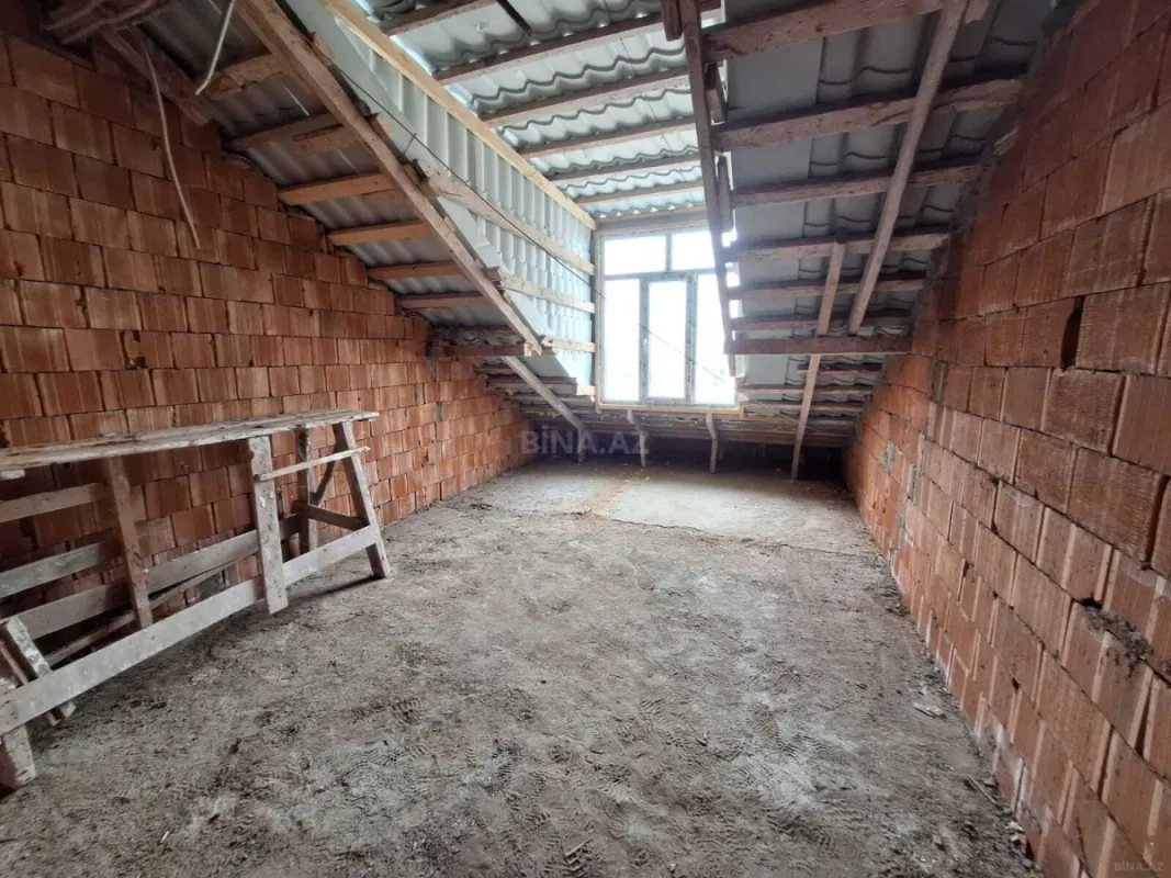 Satılır 3 otaqlı mənzil 112 m²