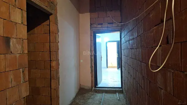 Satılır 3 otaqlı mənzil 103 m²