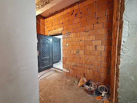 Satılır 2 otaqlı mənzil 73 m²