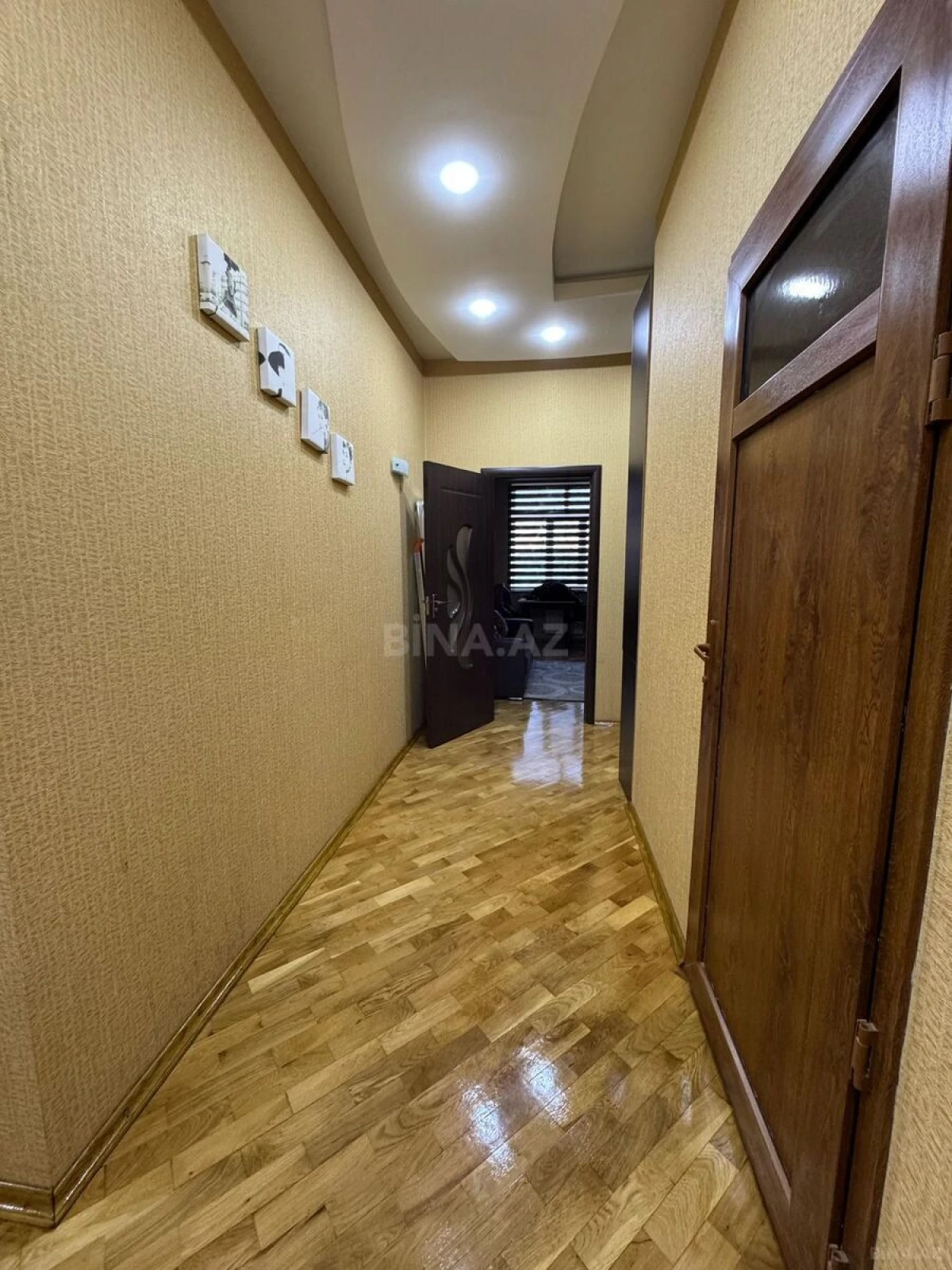 Kirayə verilir 2 otaqlı mənzil 100 m²