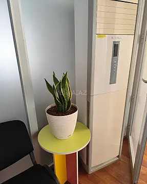 Kirayə verilir obyekt 90 m²