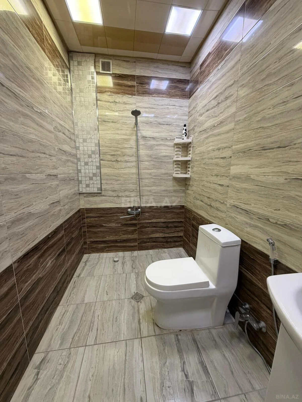 Satılır 2 otaqlı mənzil 55 m²