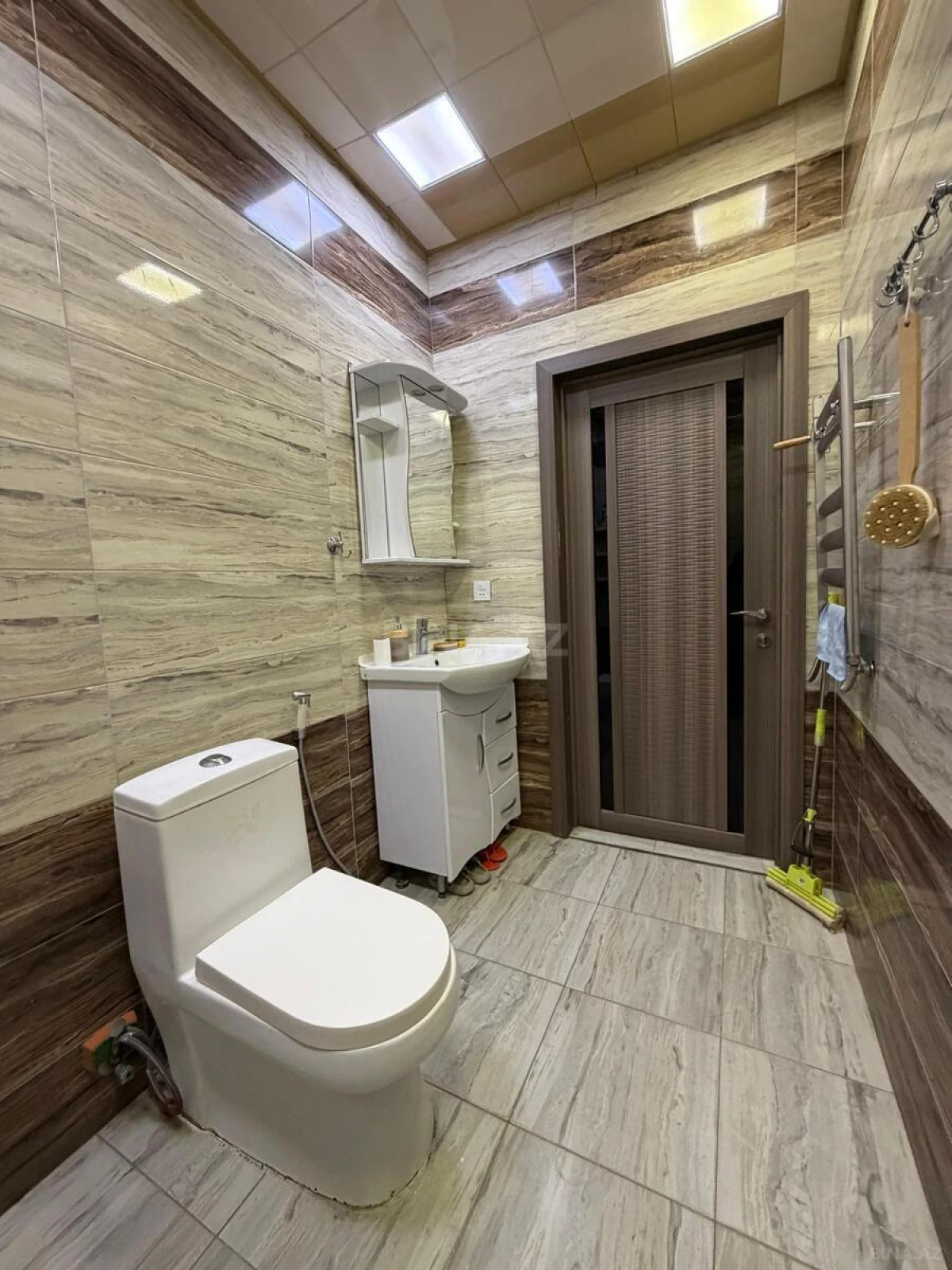 Satılır 2 otaqlı mənzil 55 m²