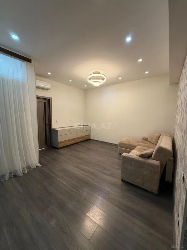 Satılır 2 otaqlı mənzil 55 m²