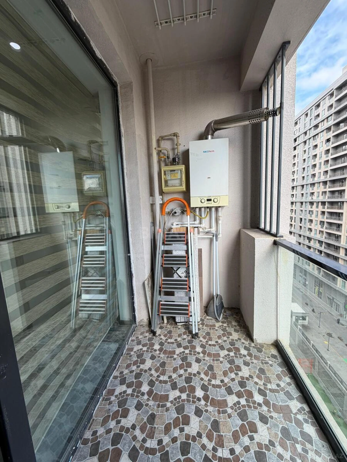 Satılır 2 otaqlı mənzil 55 m²