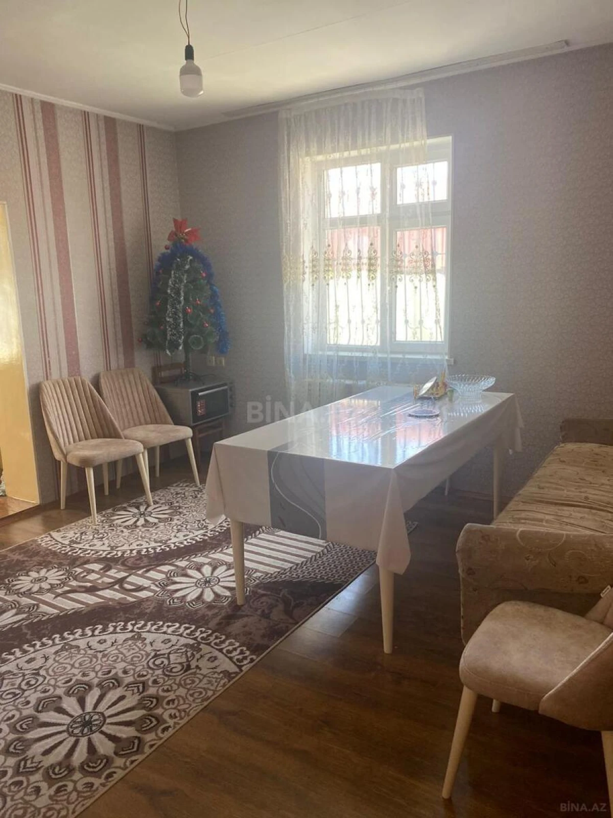 Satılır 4 otaqlı həyət evi 140 m²