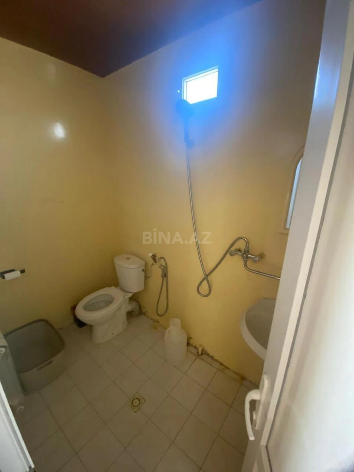 Satılır 4 otaqlı həyət evi 140 m²