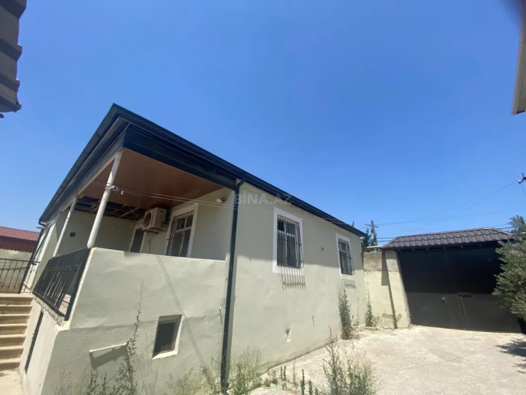 Satılır 4 otaqlı həyət evi 140 m²