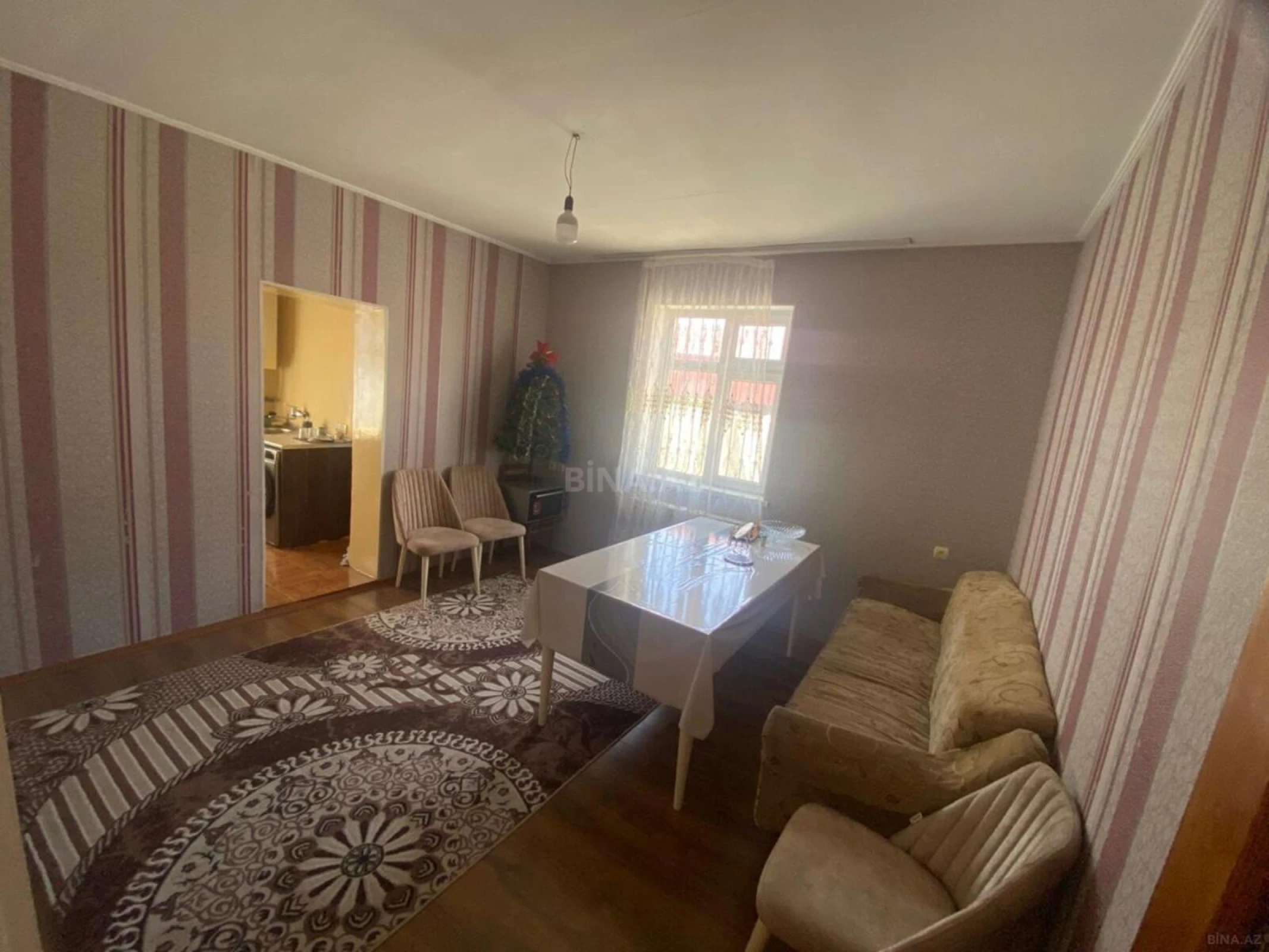 Satılır 4 otaqlı həyət evi 140 m²