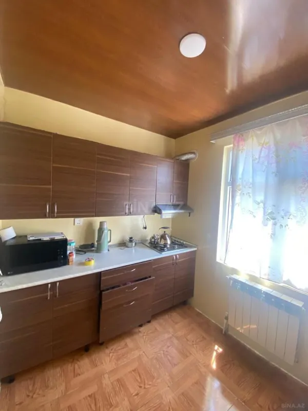 Satılır 4 otaqlı həyət evi 140 m²
