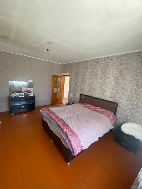 Satılır 4 otaqlı həyət evi 140 m²