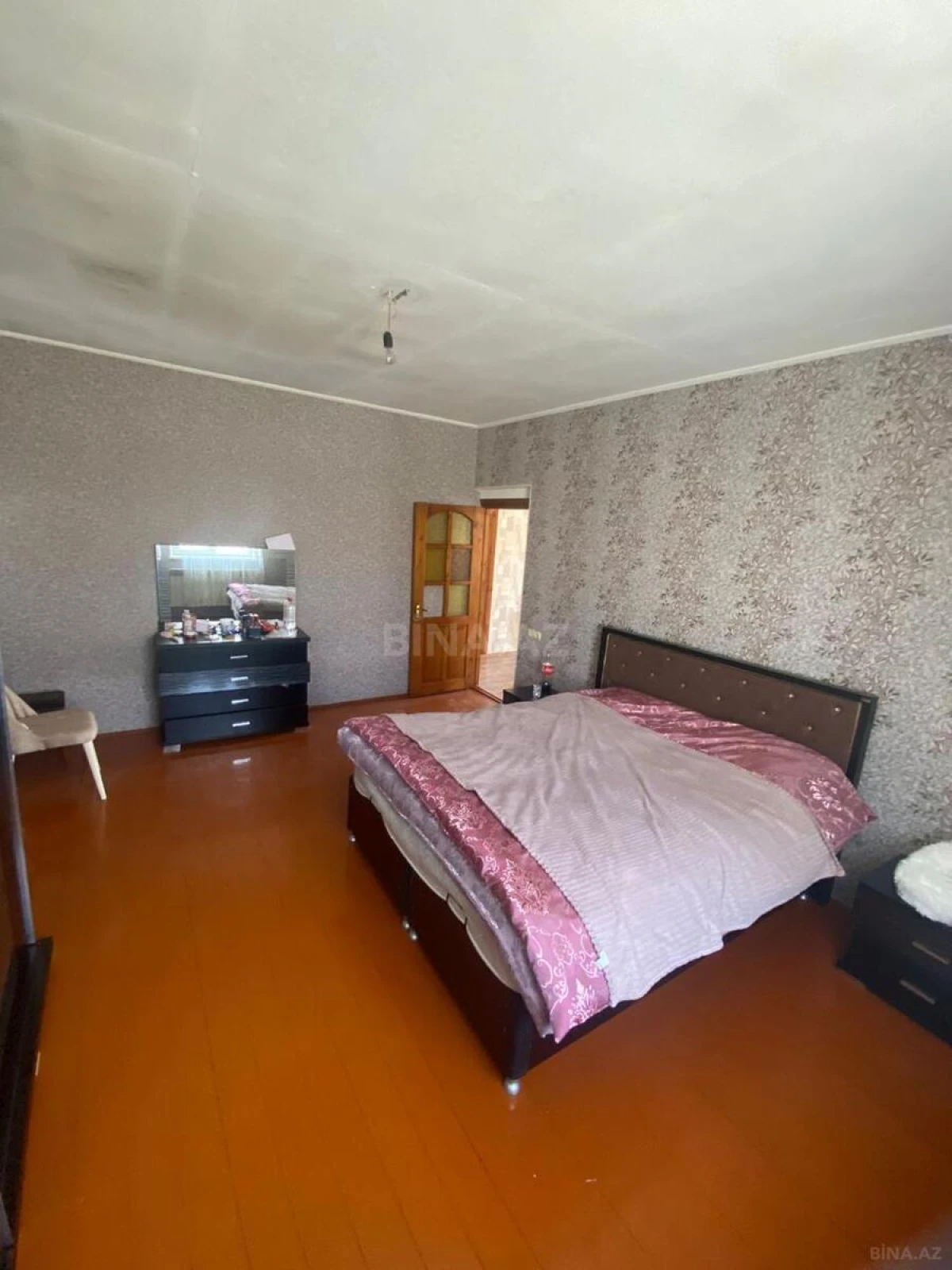 Satılır 4 otaqlı həyət evi 140 m²