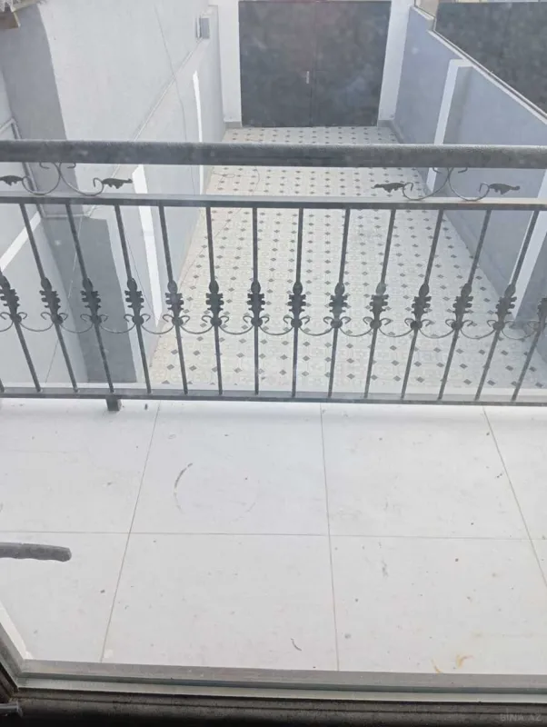 Satılır 4 otaqlı həyət evi 140 m²