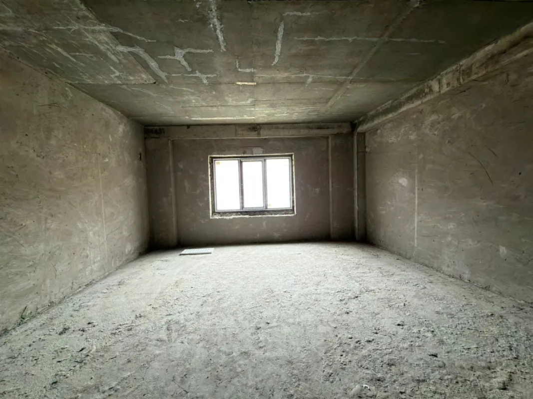 Satılır 3 otaqlı mənzil 139 m²