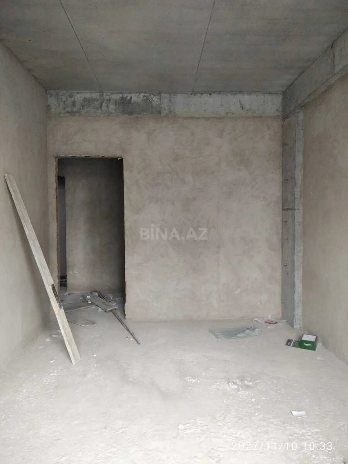 Satılır 3 otaqlı mənzil 122 m²